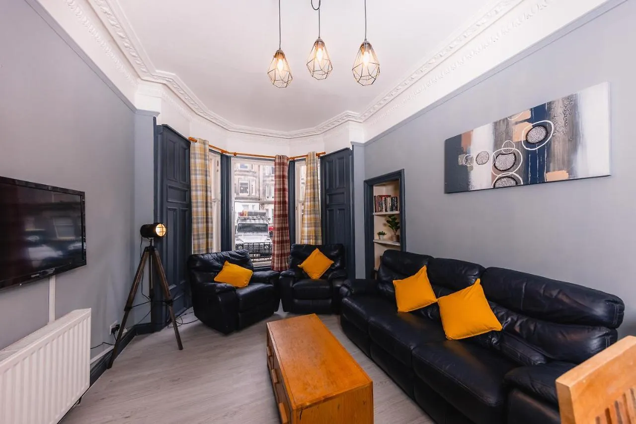 Calton Hill Victorian Old Town Apartment Edinburgh