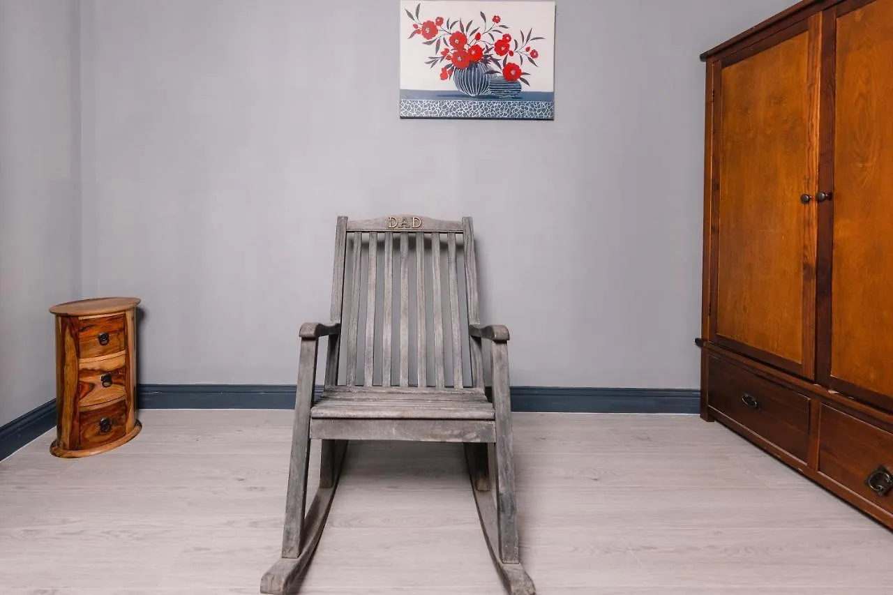 Calton Hill Victorian Old Town Apartment Edinburgh
