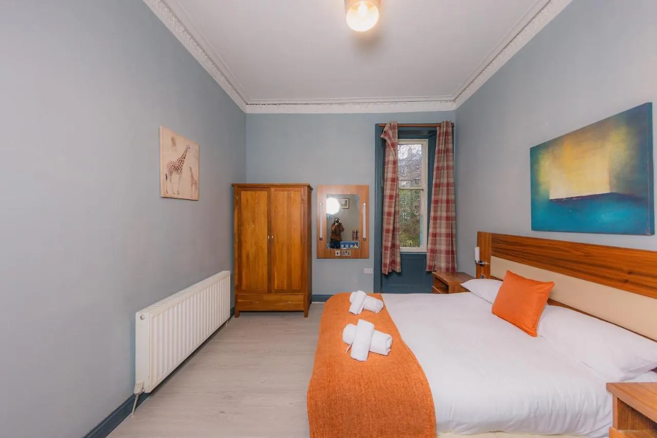 Calton Hill Victorian Old Town Apartment Edinburgh