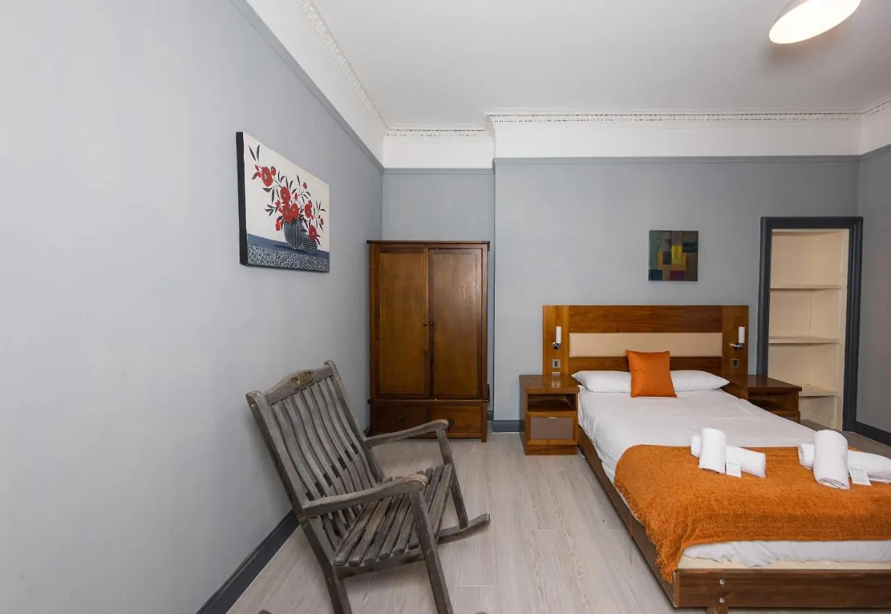 Calton Hill Victorian Old Town Apartment Edinburgh United Kingdom